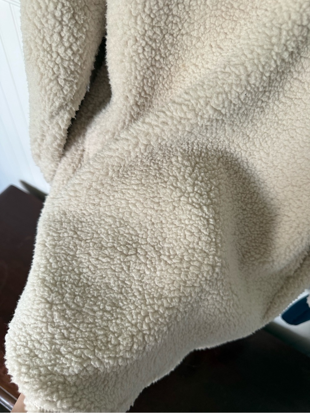 Ariat Cream Sherpa Button-Up Pullover with Navy Trim - Picture 4 of 7